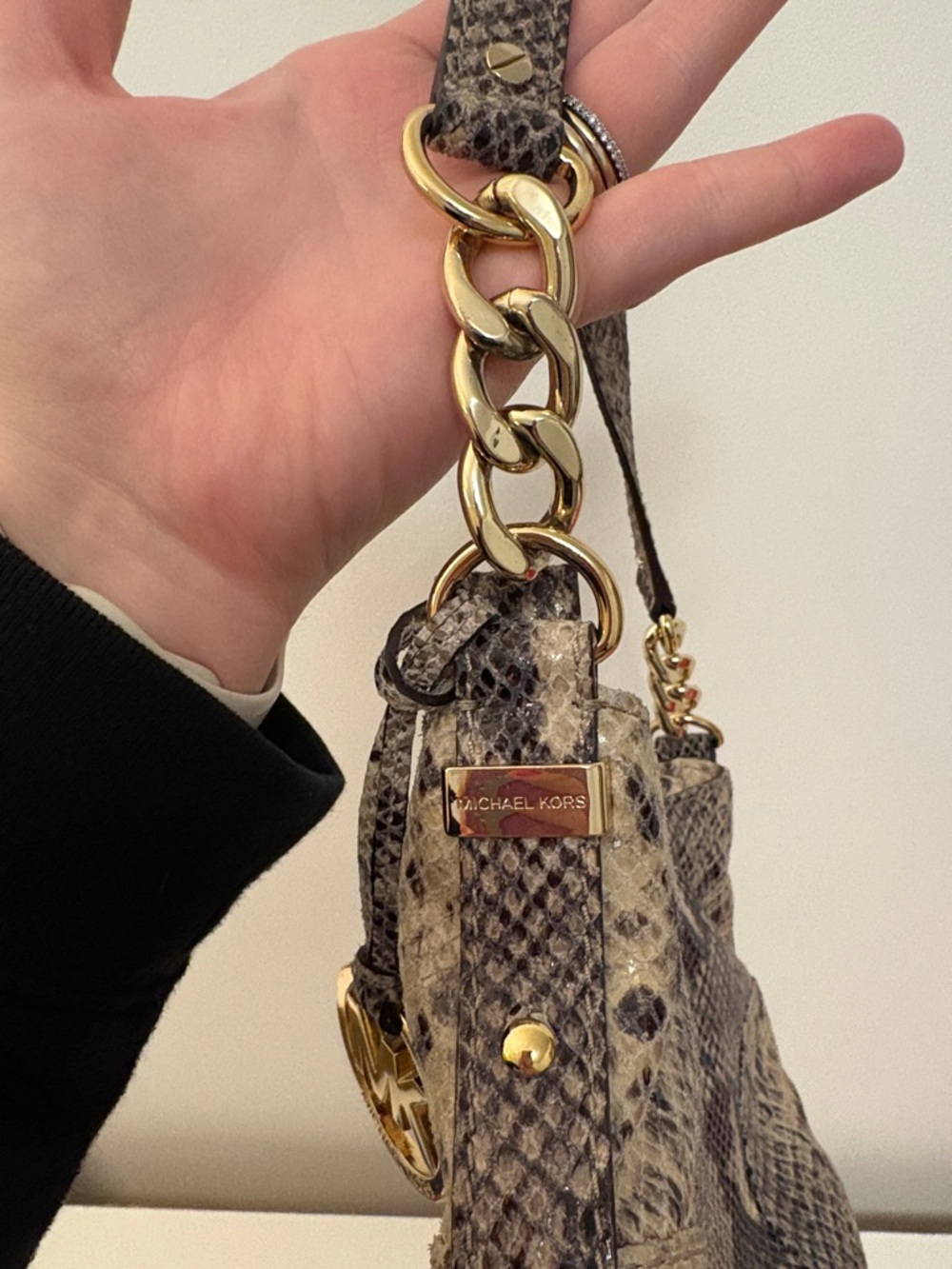 Michael Kors 🐍 Snake-Print Shoulder Bag - Picture 8 of 10